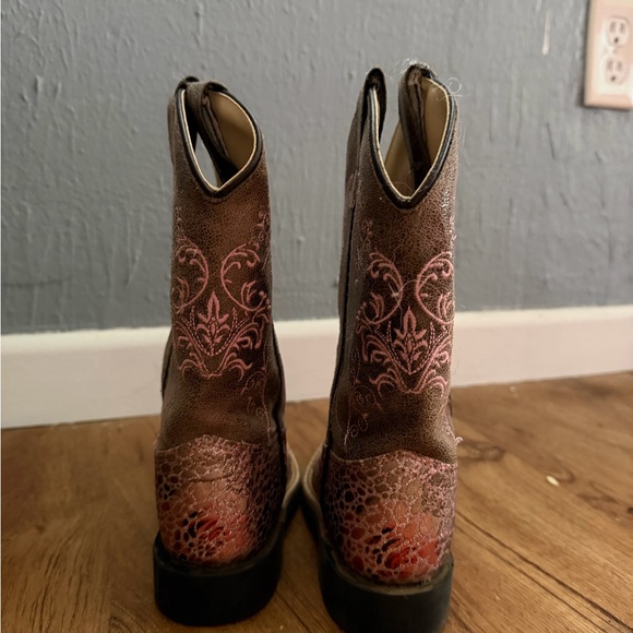 Girls Old West Brown and Pink Cowboy Boots - Picture 4 of 6